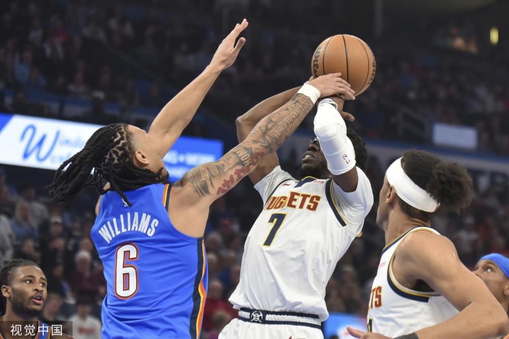 其中包括温 其中包括温