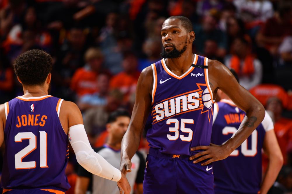 德甲前瞻|拜仁3-0圣保利:后防伤麻了,领先6分.