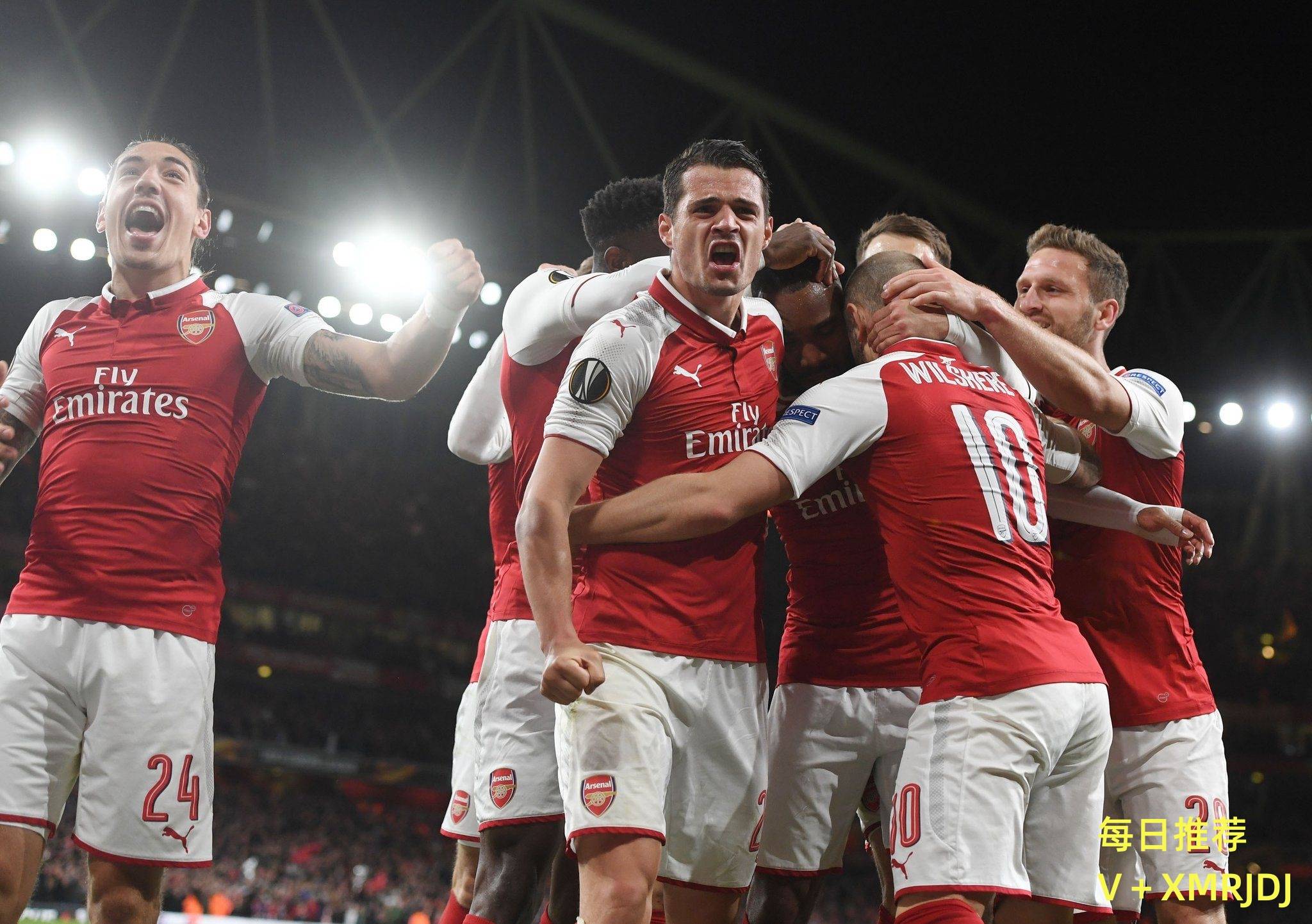 摩纳哥社媒晒姆巴佩青涩照：迫不及待想见你，后者回复：❤️🤍