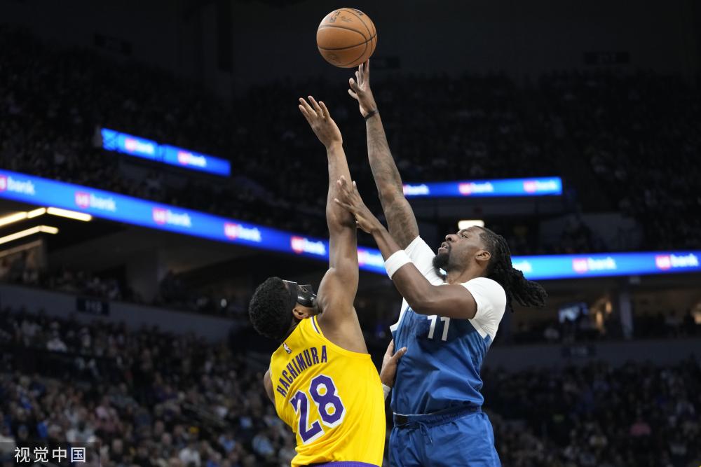 场表现相结 场表现相结